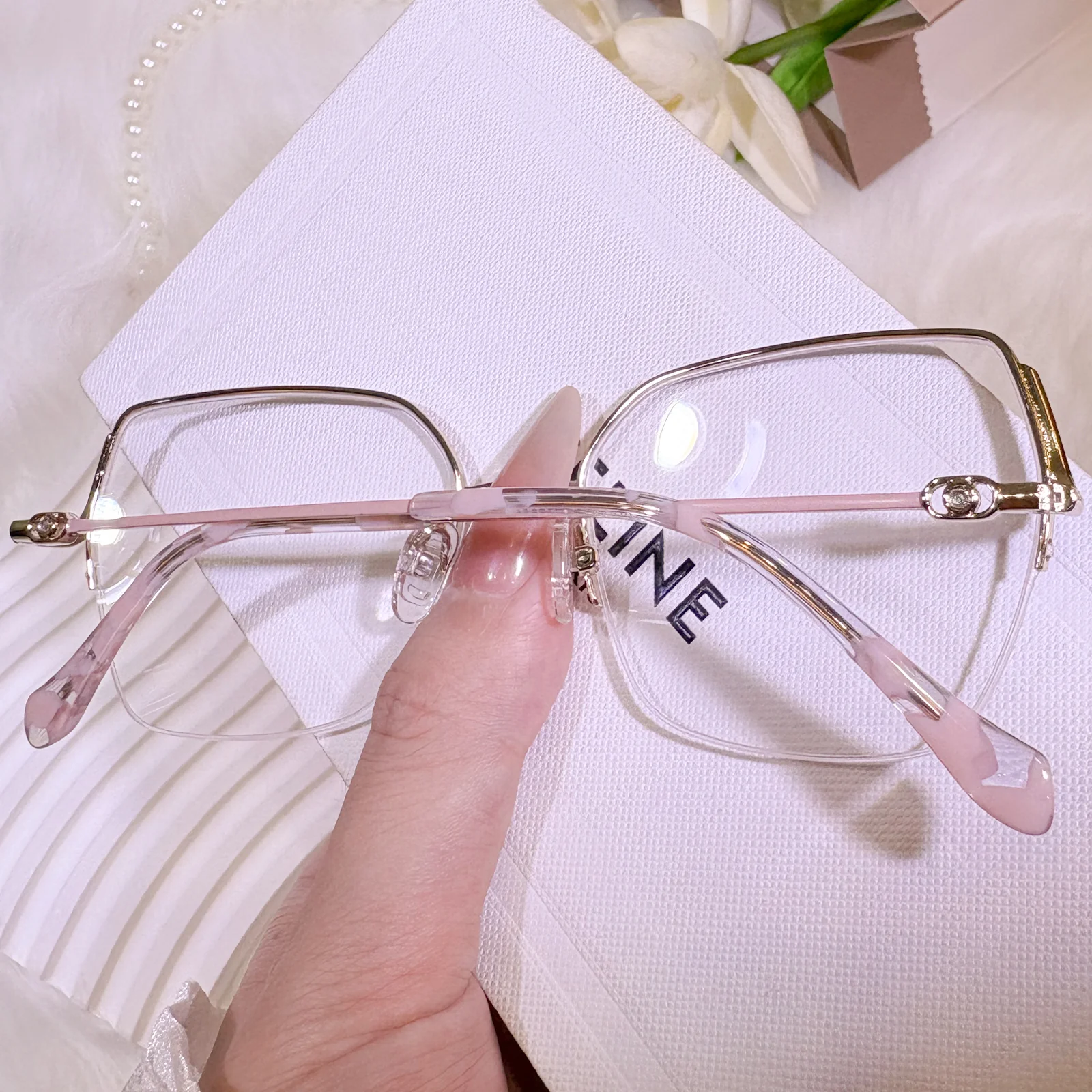 Saniya Eyeglasses - Image 5