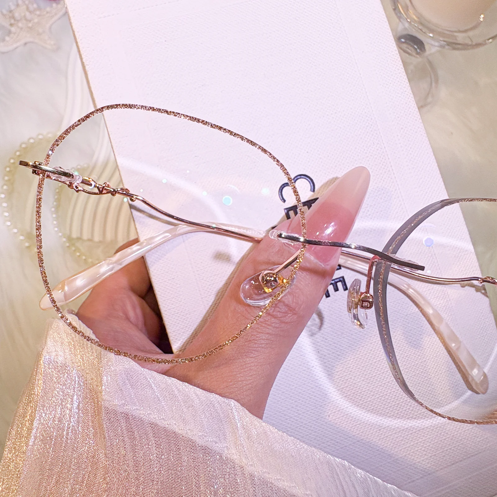 Sanna Eyeglasses - Image 11
