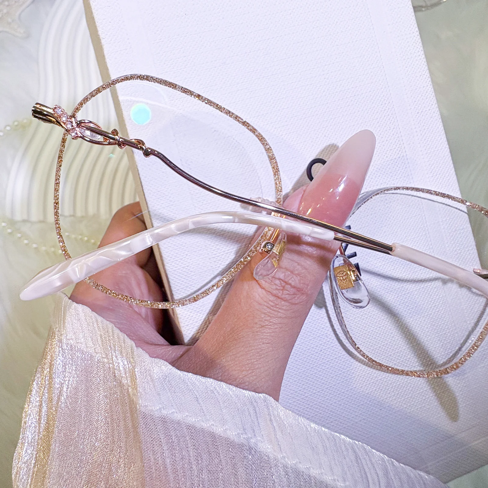Sanna Eyeglasses - Image 13