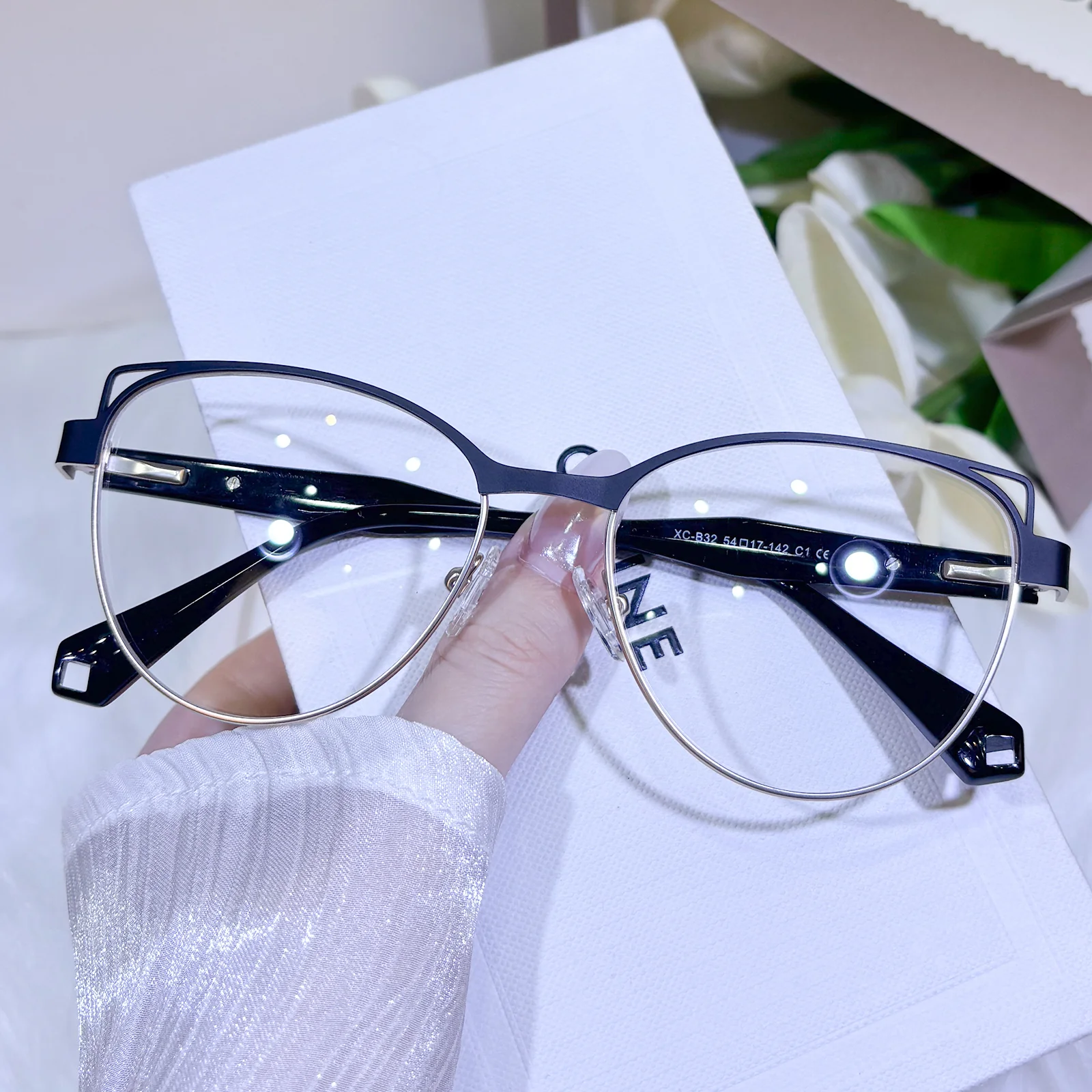 Selah Eyeglasses - Image 3