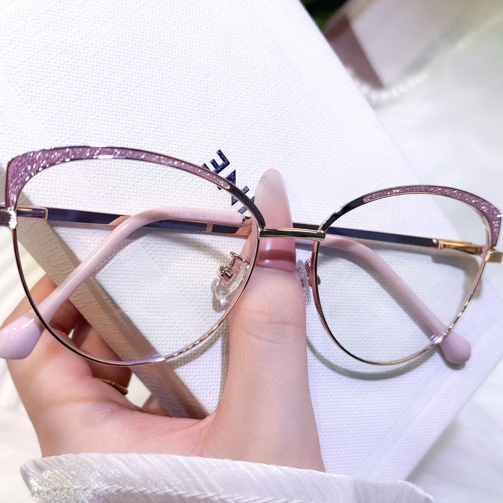 Shaye Eyeglasses - Image 14