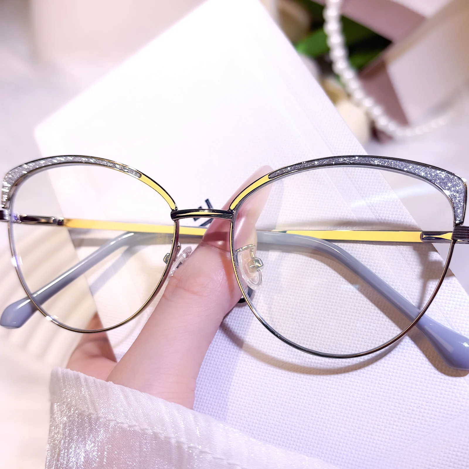 Shaye Eyeglasses - Image 9