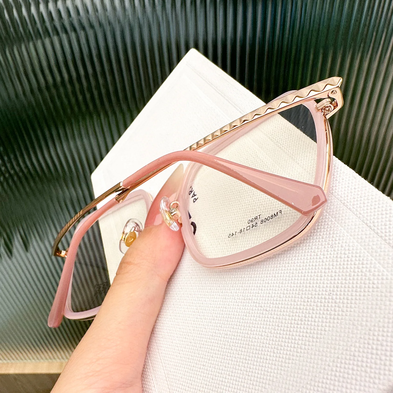 Soe Eyeglasses - Image 12