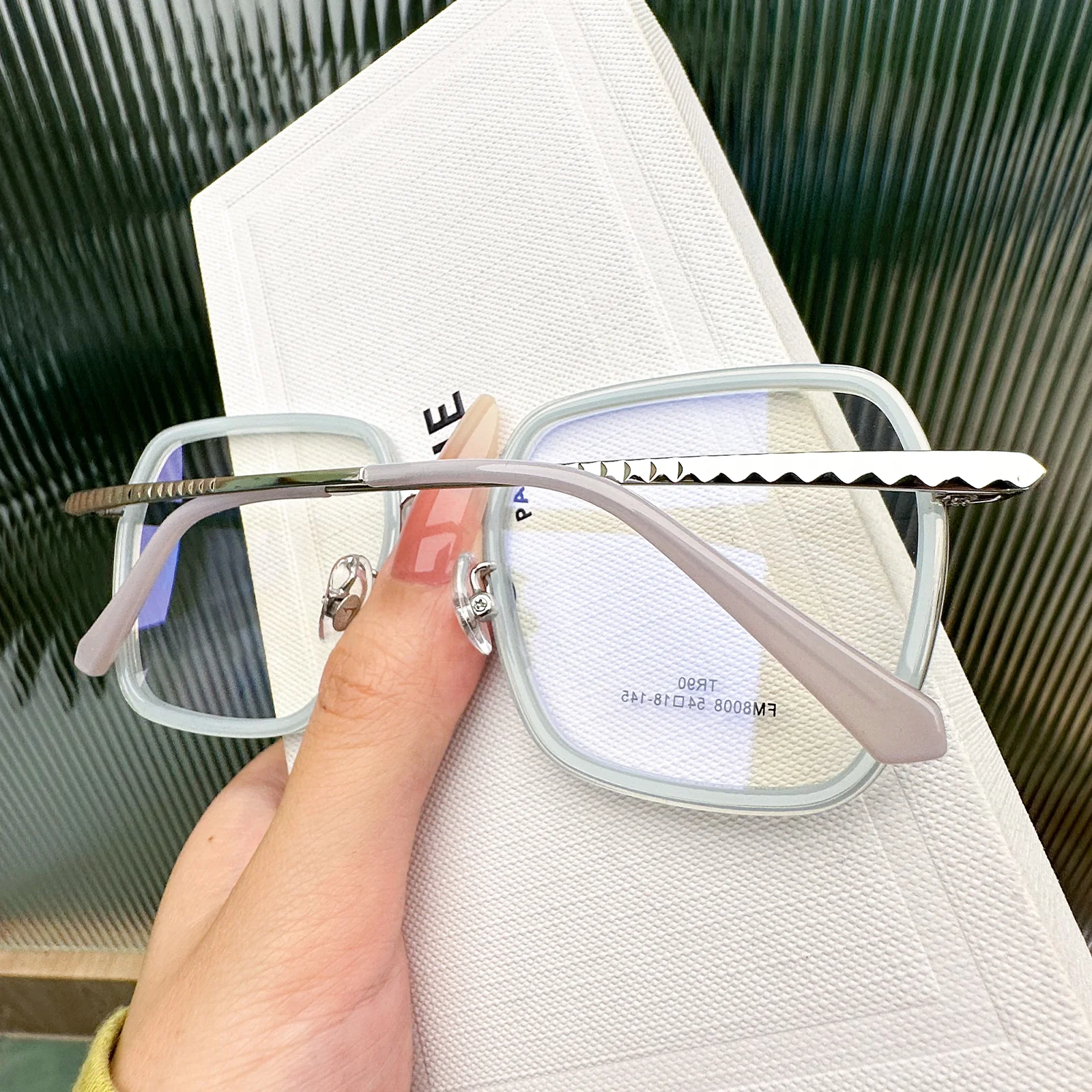 Soe Eyeglasses - Image 3