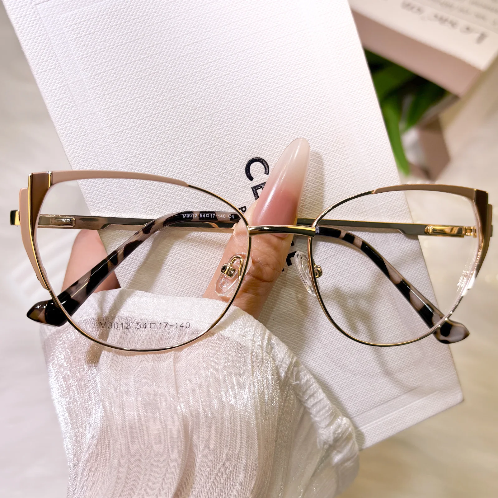 Sone Eyeglasses - Image 2