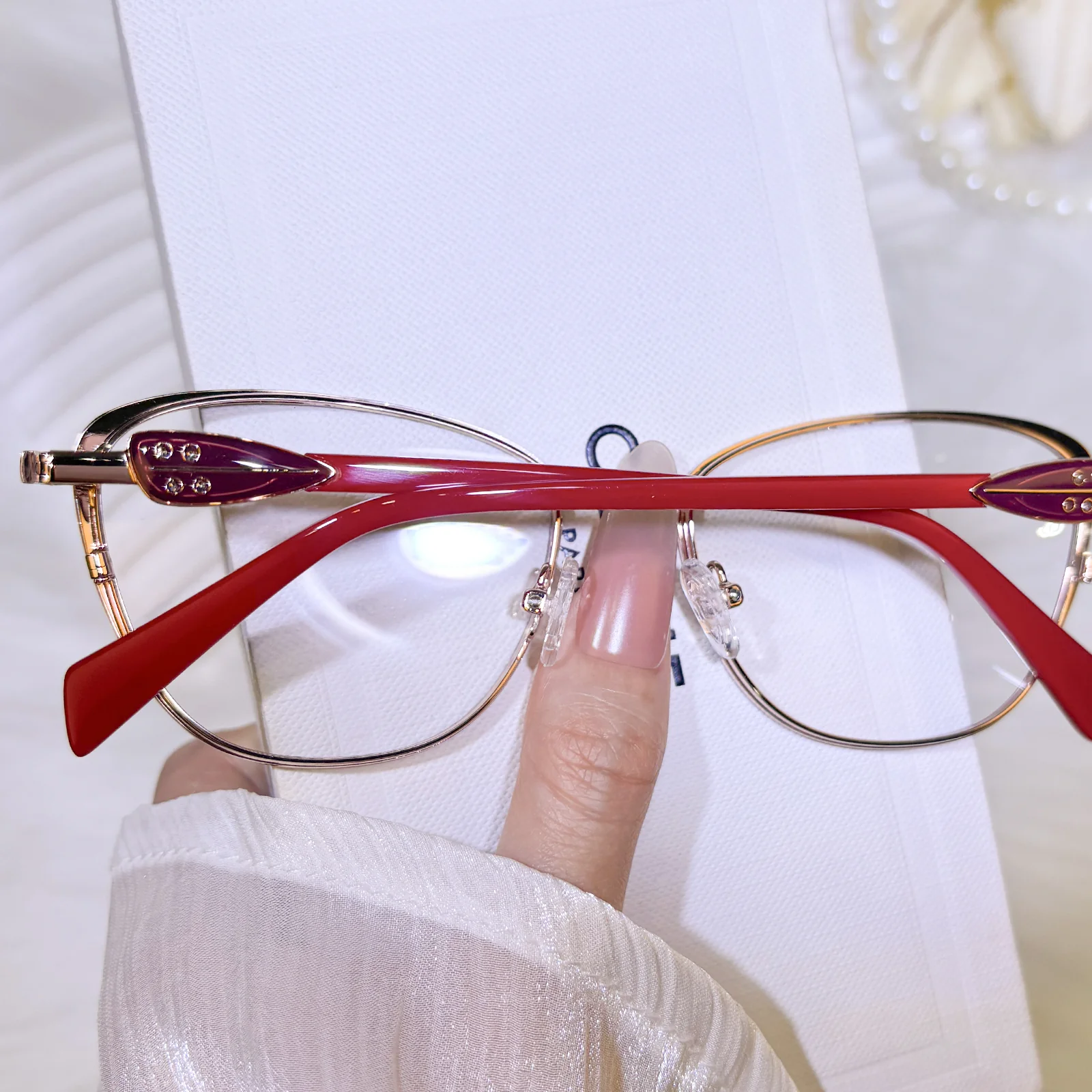 Sovana Eyeglasses - Image 11