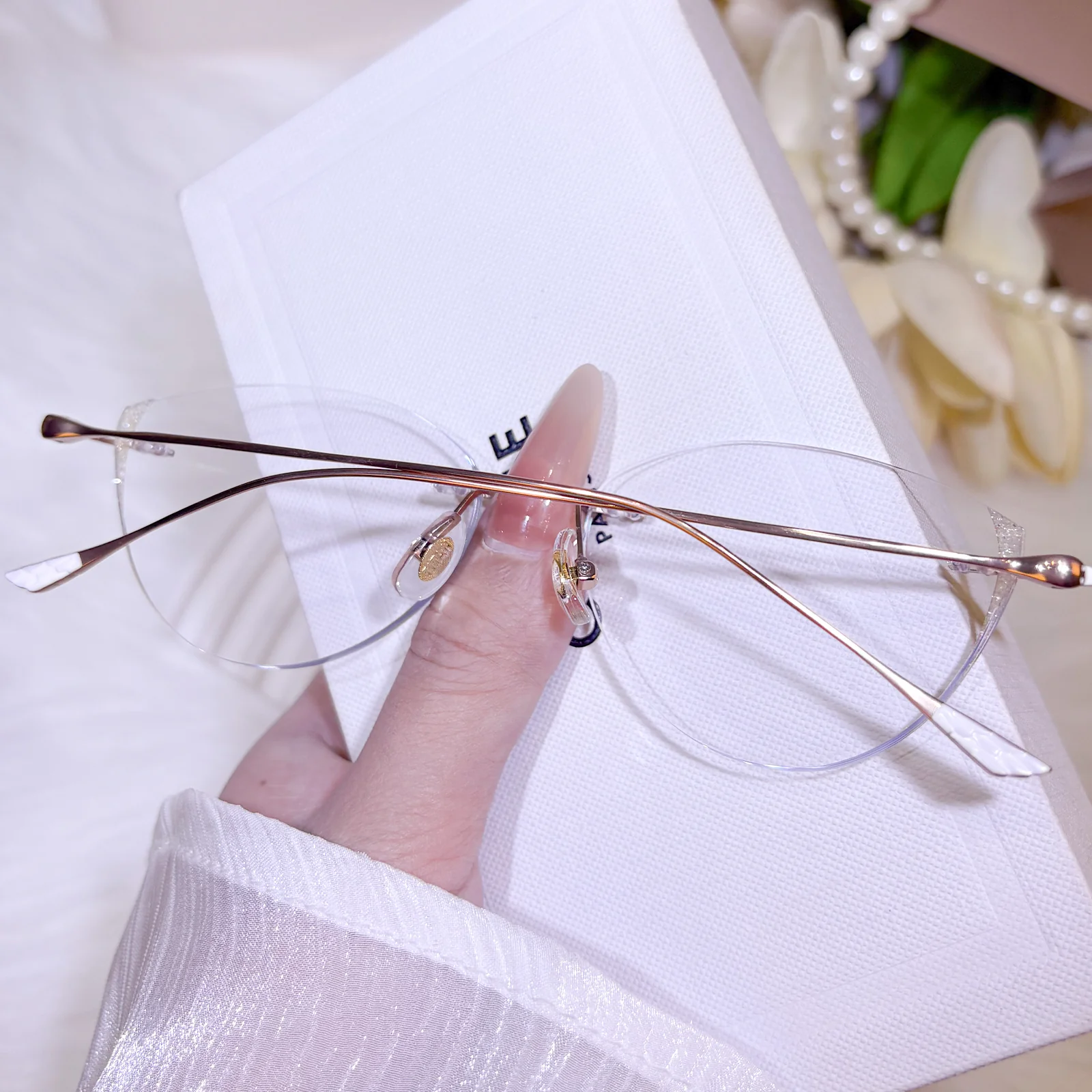 Swana Eyeglasses - Image 11