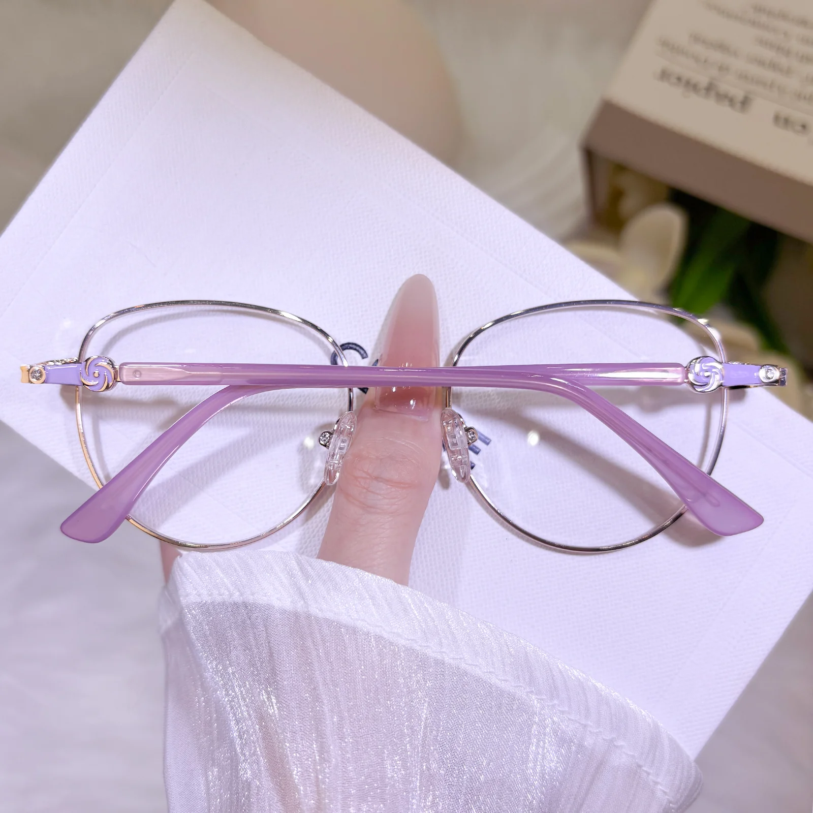 Tania Eyeglasses - Image 4