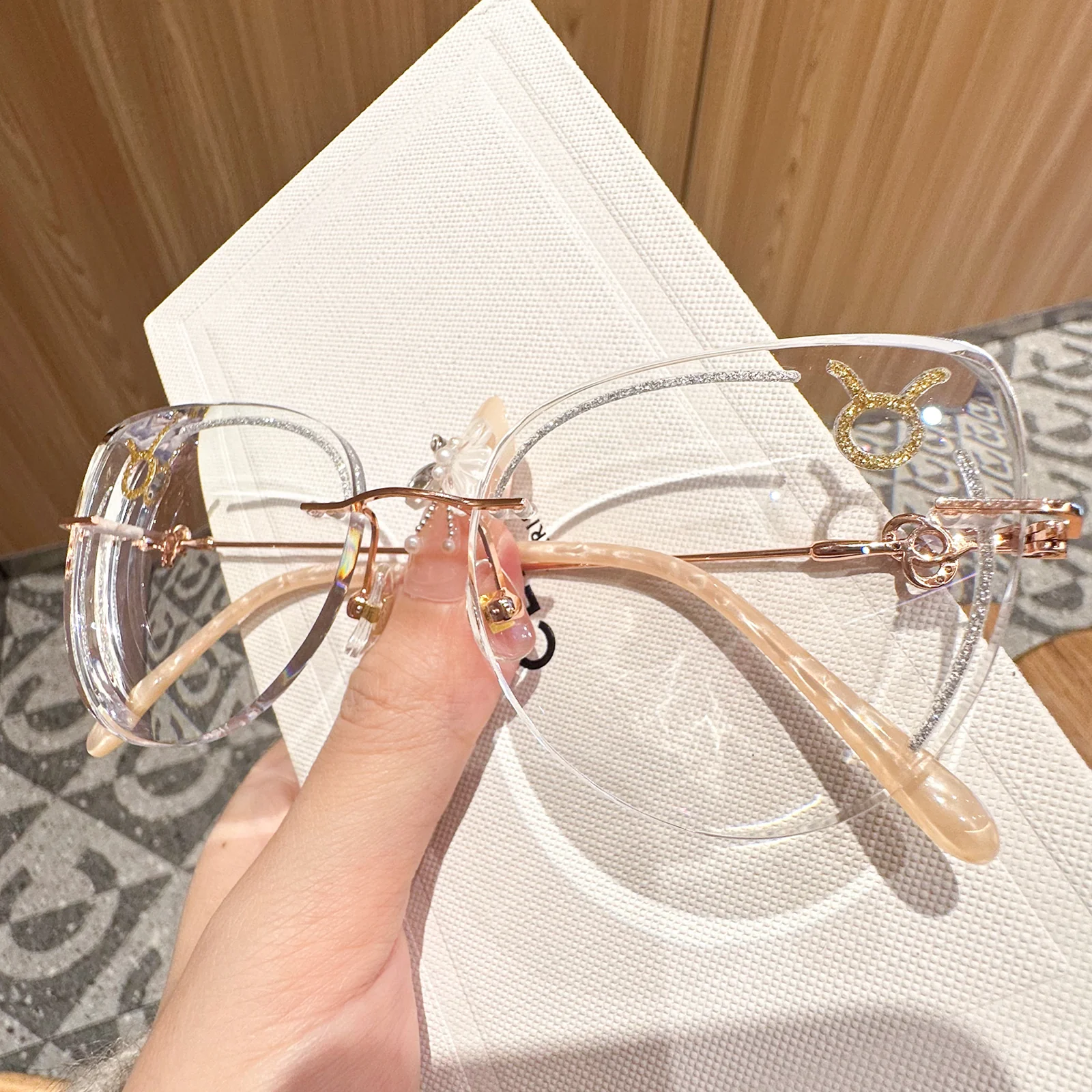 Taurus Eyeglasses - Image 4
