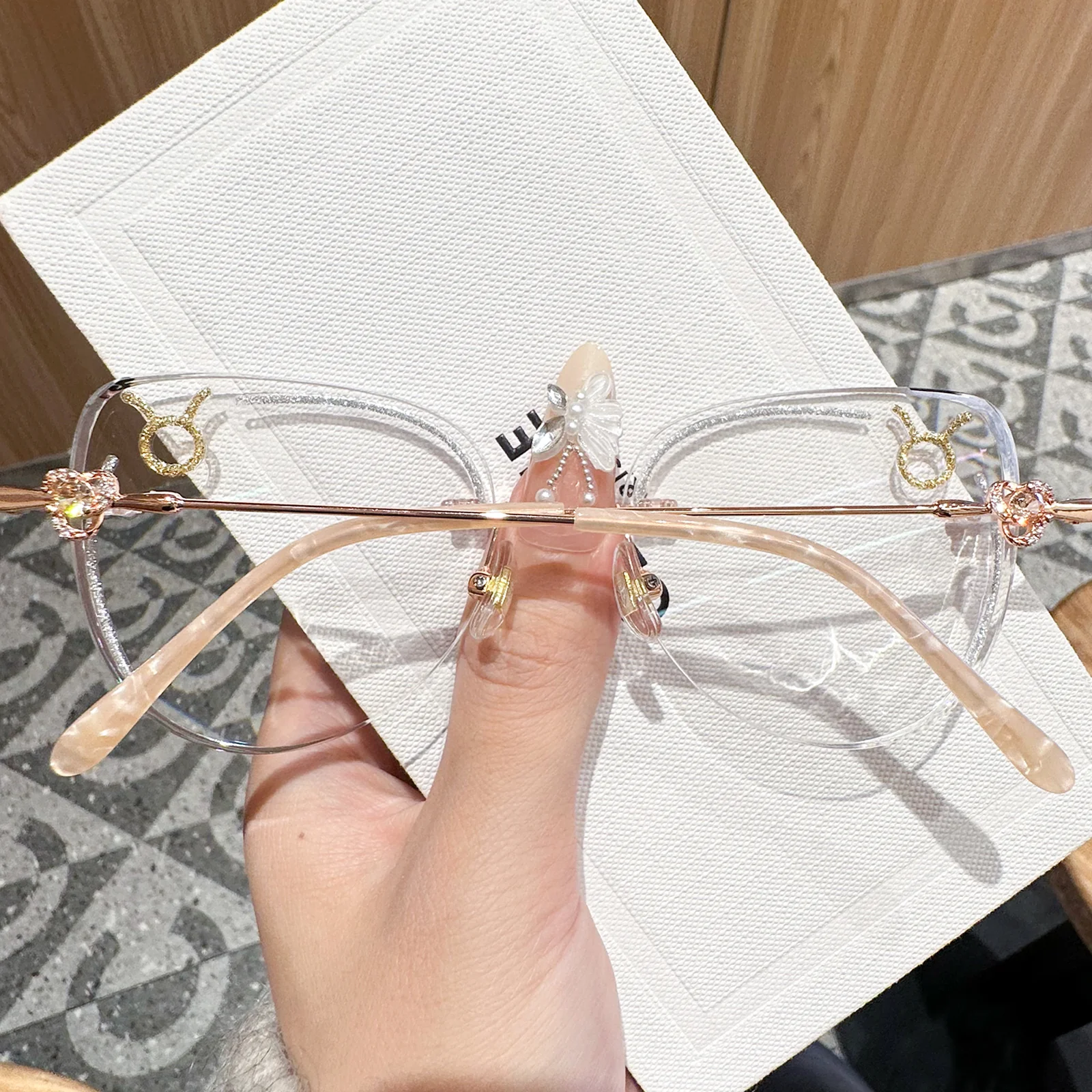 Taurus Eyeglasses - Image 5