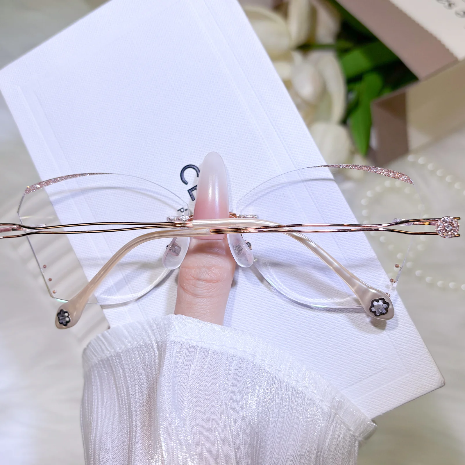 Tobi Eyeglasses - Image 12