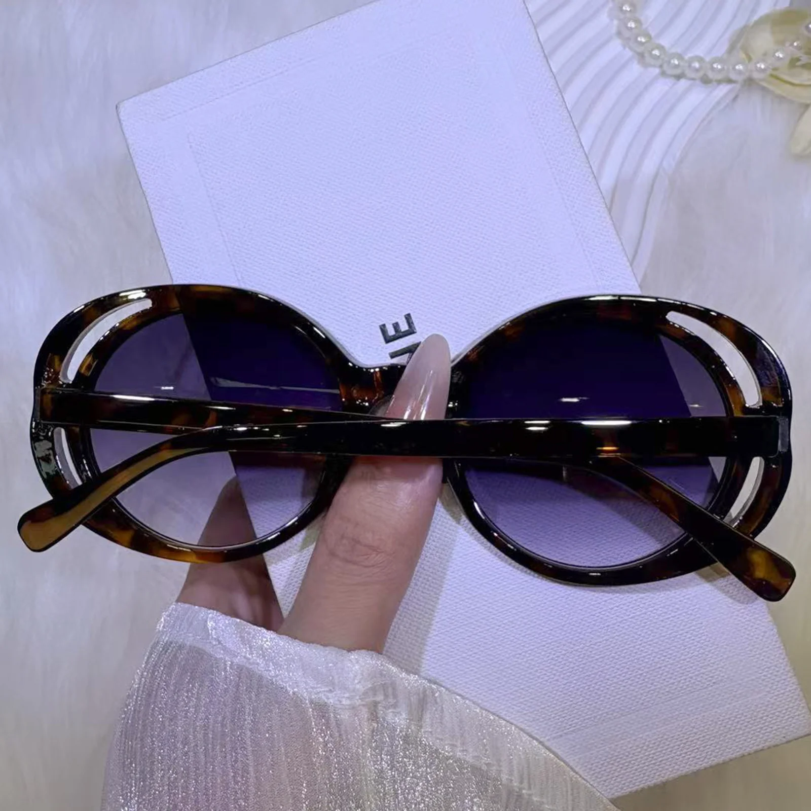 Tova Sunglasses - Image 14