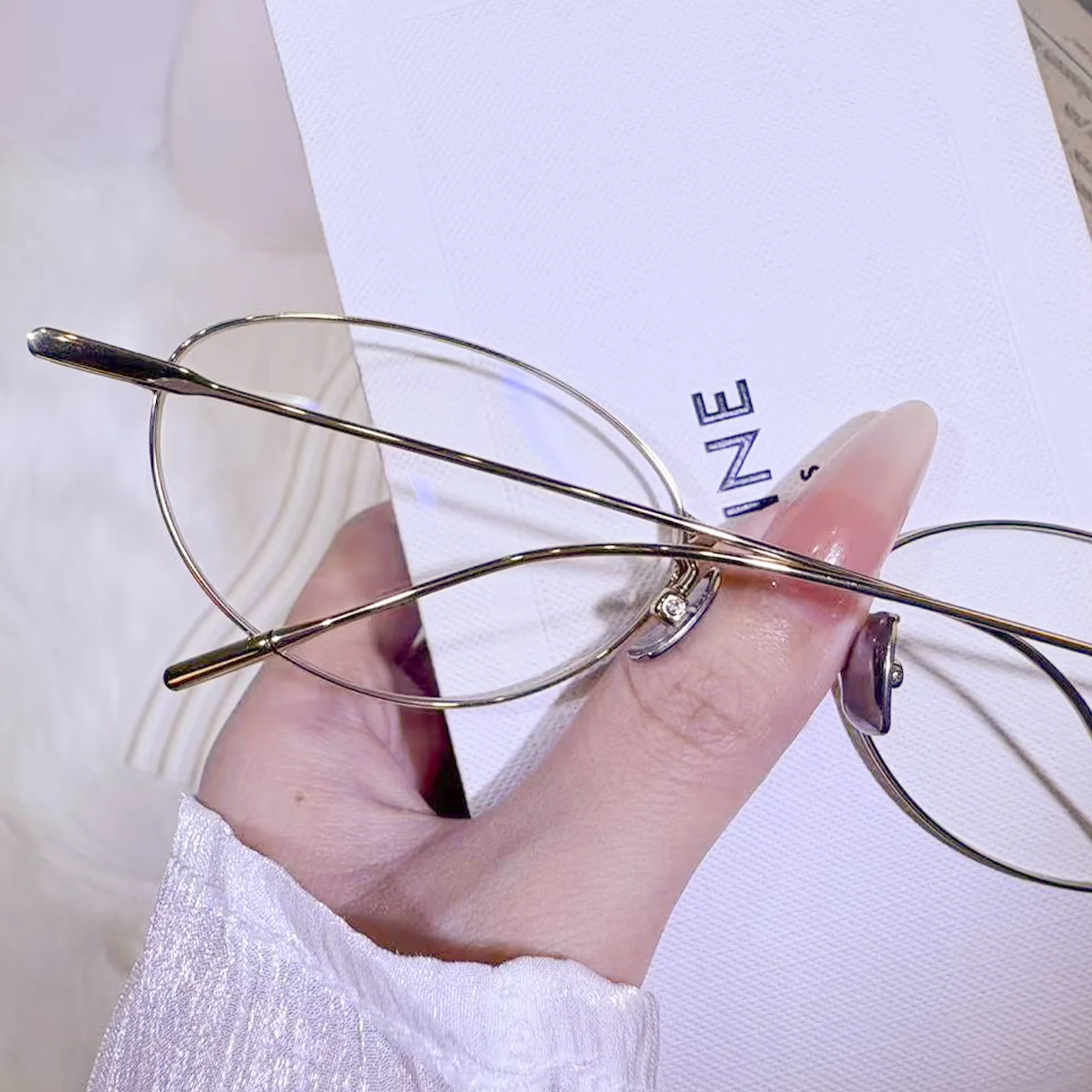 Vaila Eyeglasses - Image 4