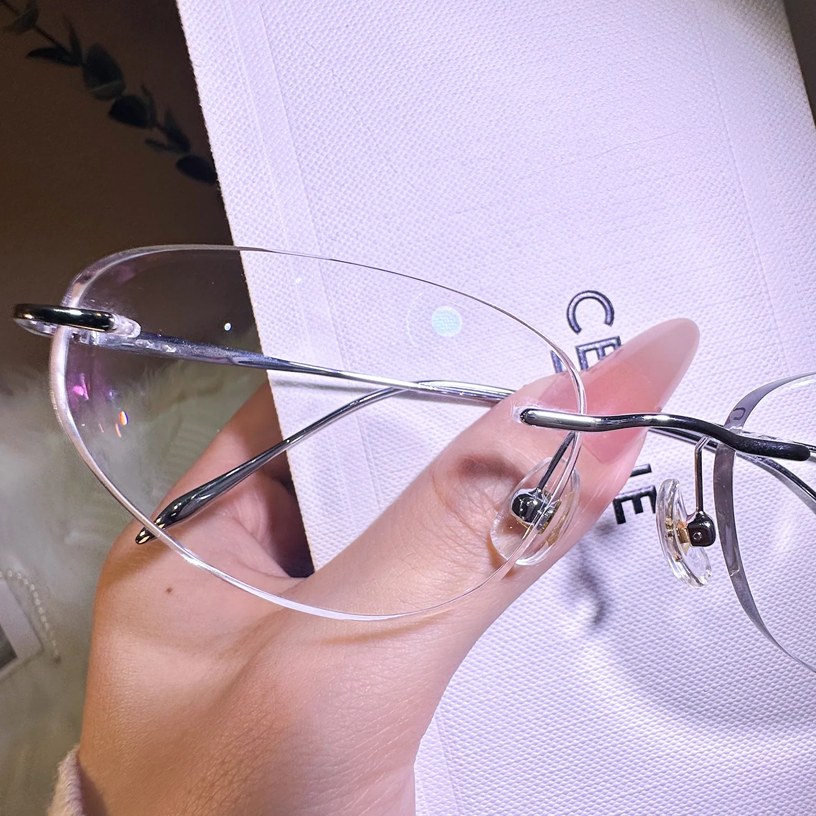 Vela Eyeglasses - Image 3