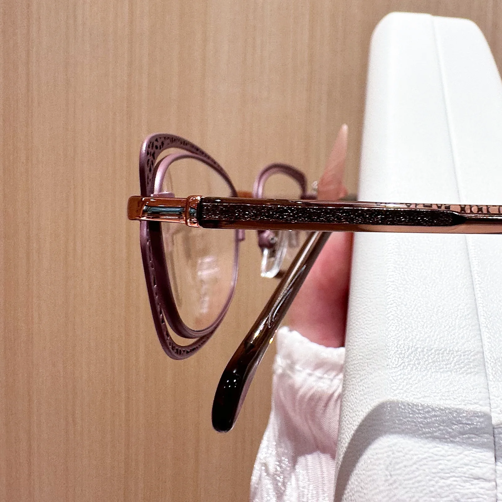 Victoria Eyeglasses - Image 4