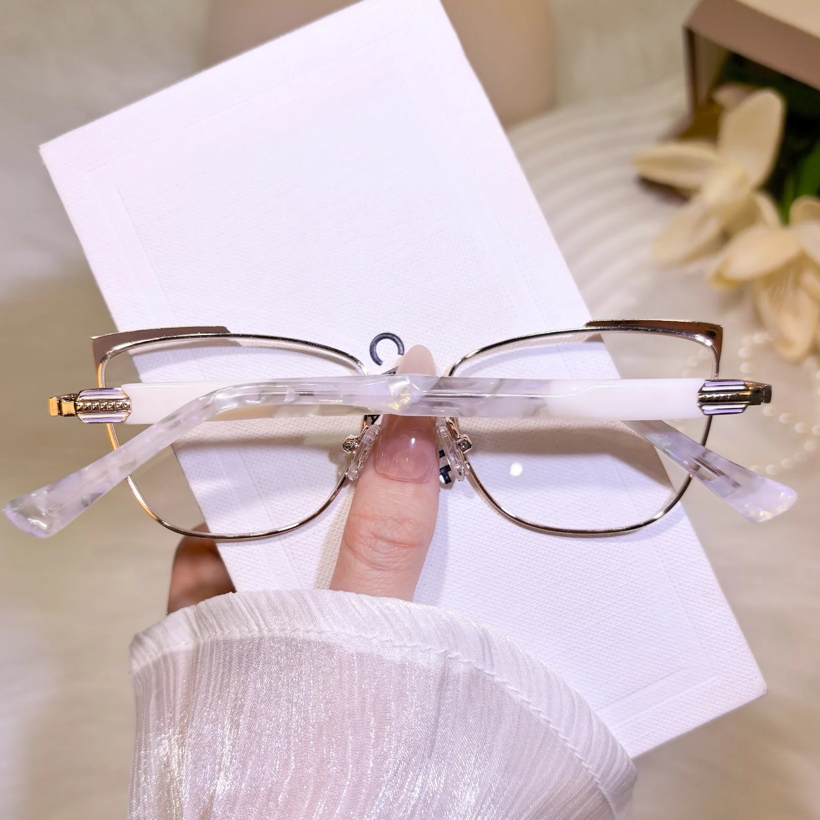 Viridie Eyeglasses - Image 10