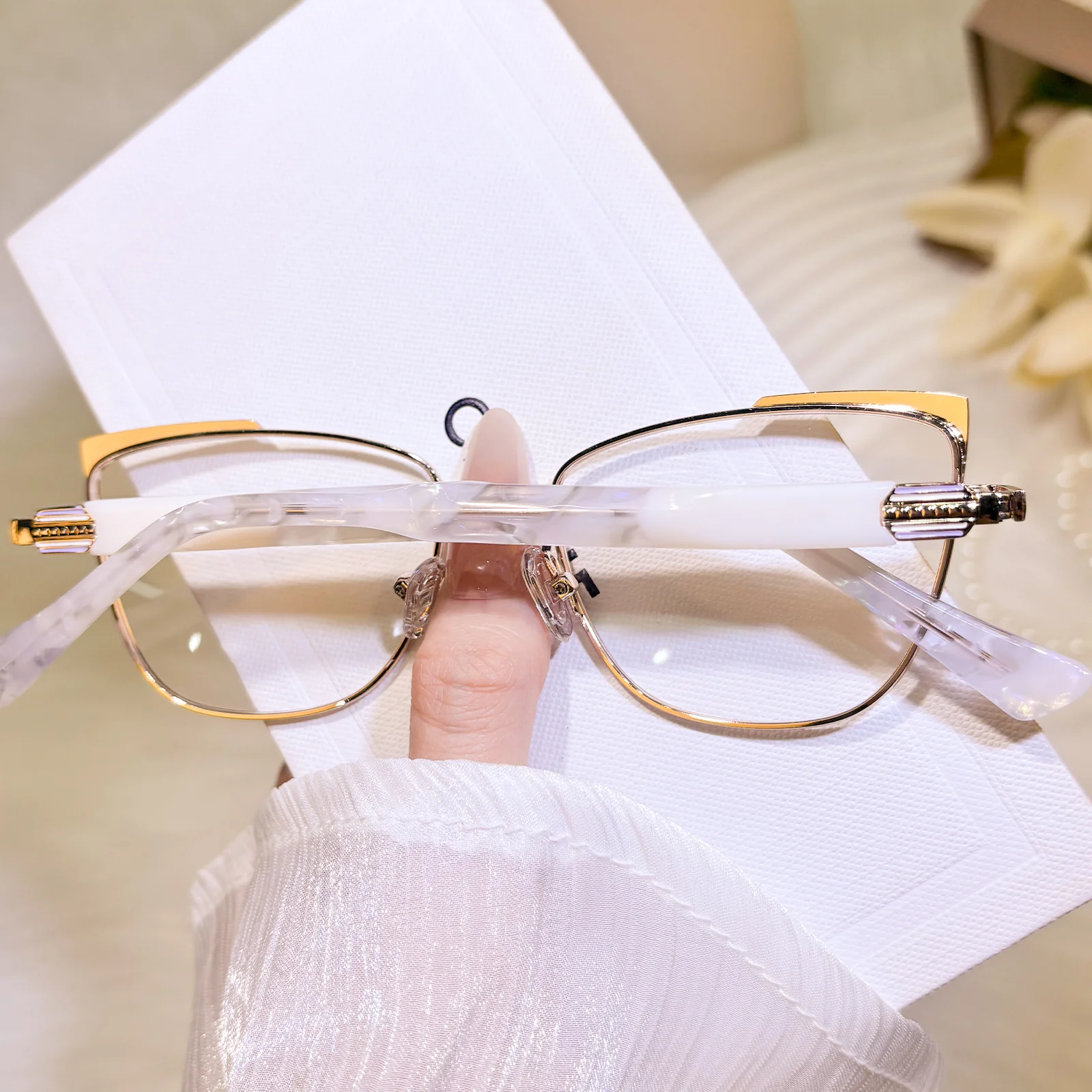 Viridie Eyeglasses - Image 12