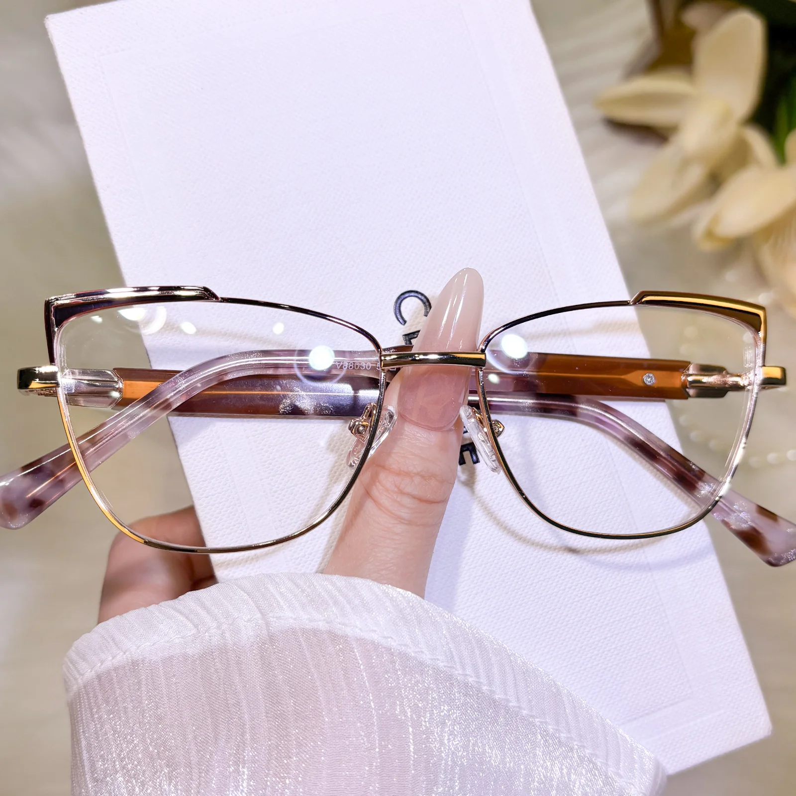 Viridie Eyeglasses - Image 2