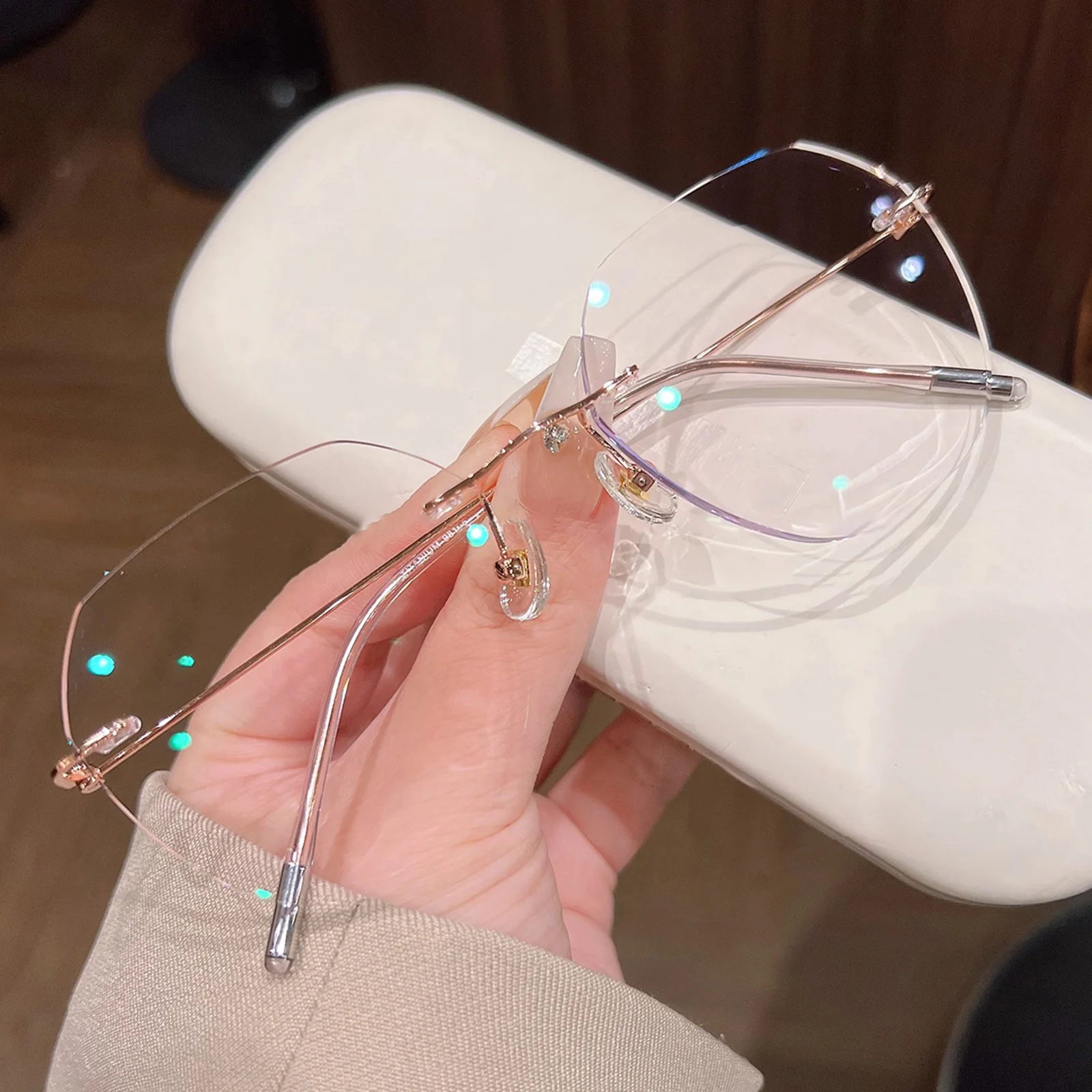 Vivian Eyeglasses - Image 3