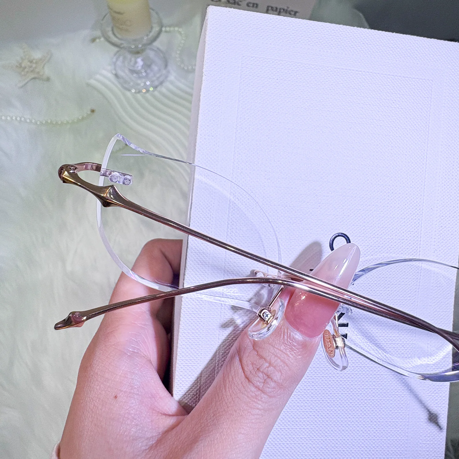 Vixie Eyeglassess - Image 8