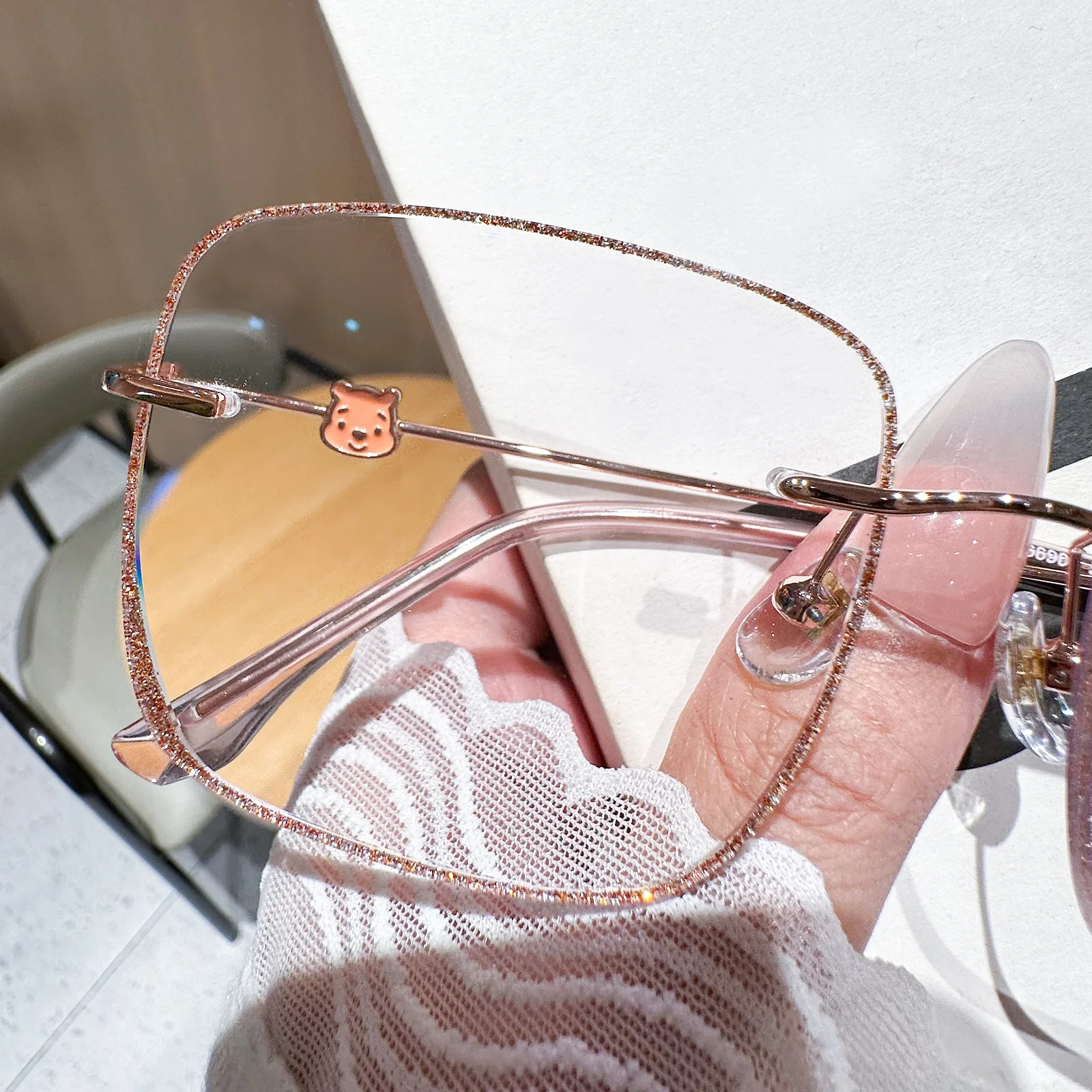 Wenni Eyeglasses - Image 4