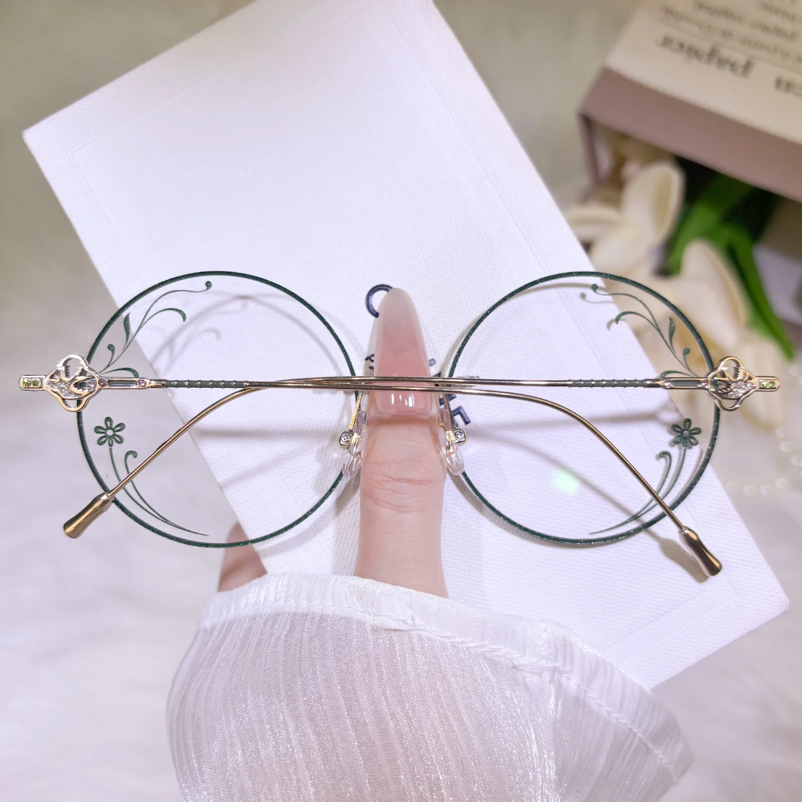 Willow Eyeglasses - Image 22