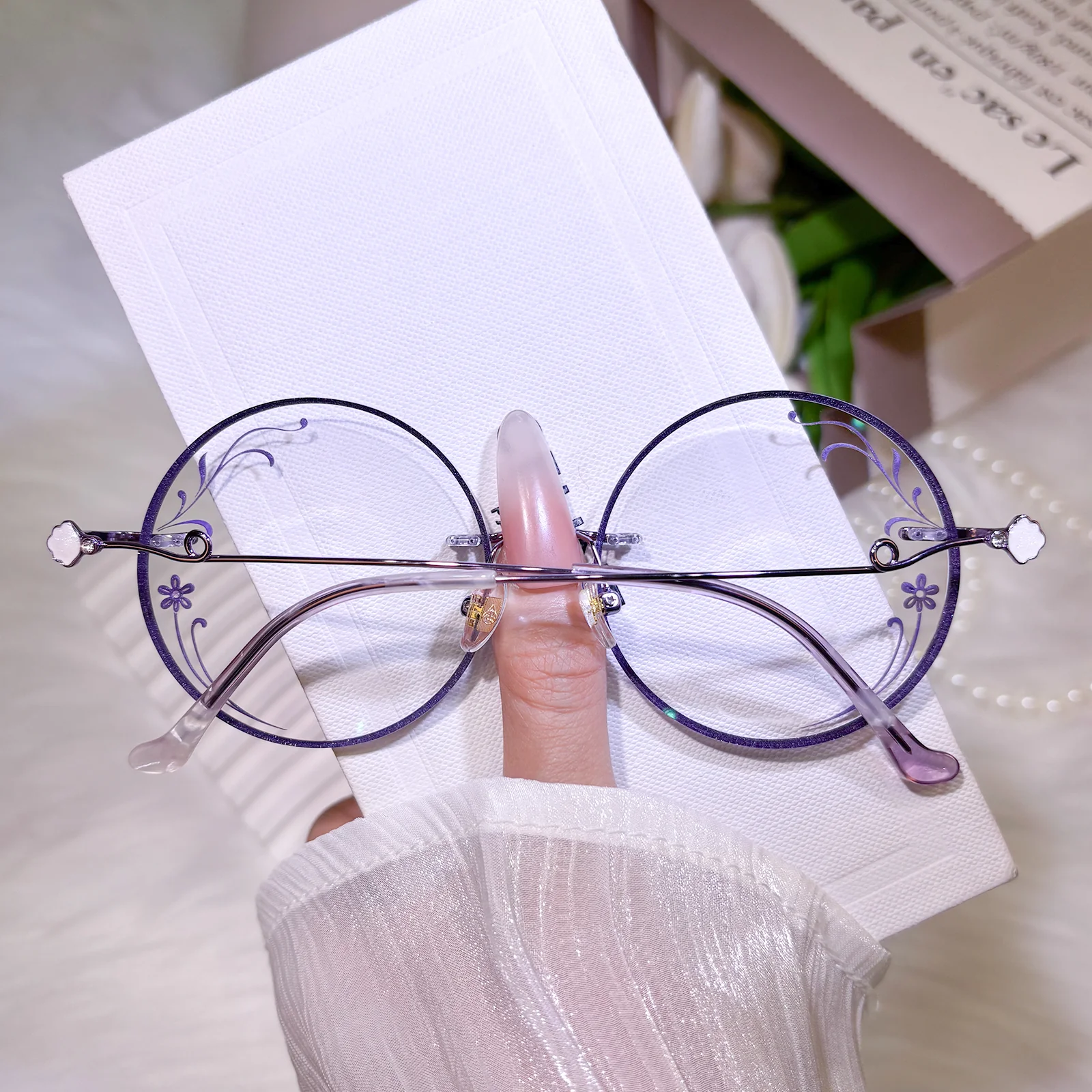 Willow Eyeglasses - Image 30