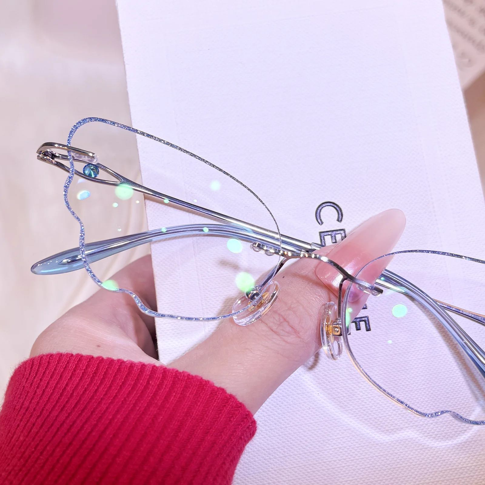 Wing Eyeglasses - Image 3