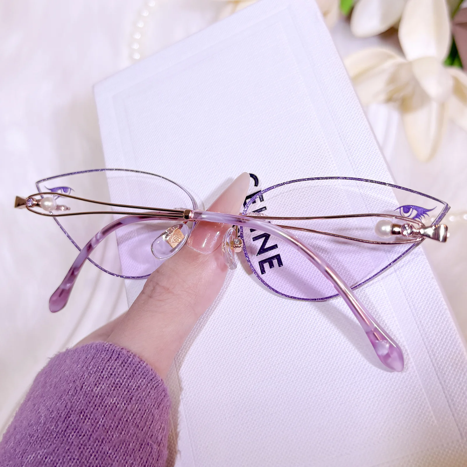 Witch Eyes Eyeglasses - Image 4