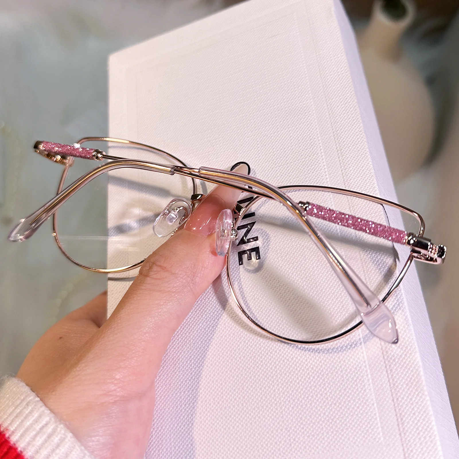 Yani Eyeglasses - Image 24