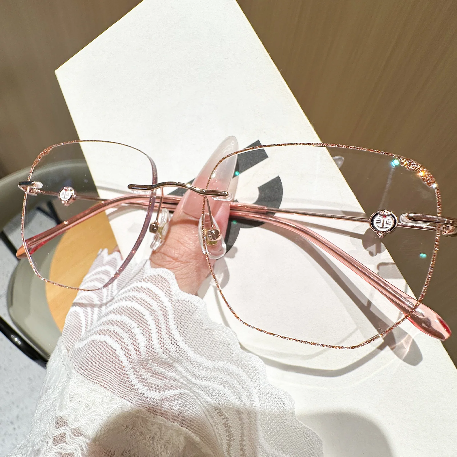 Yuki Eyeglasses - Image 3