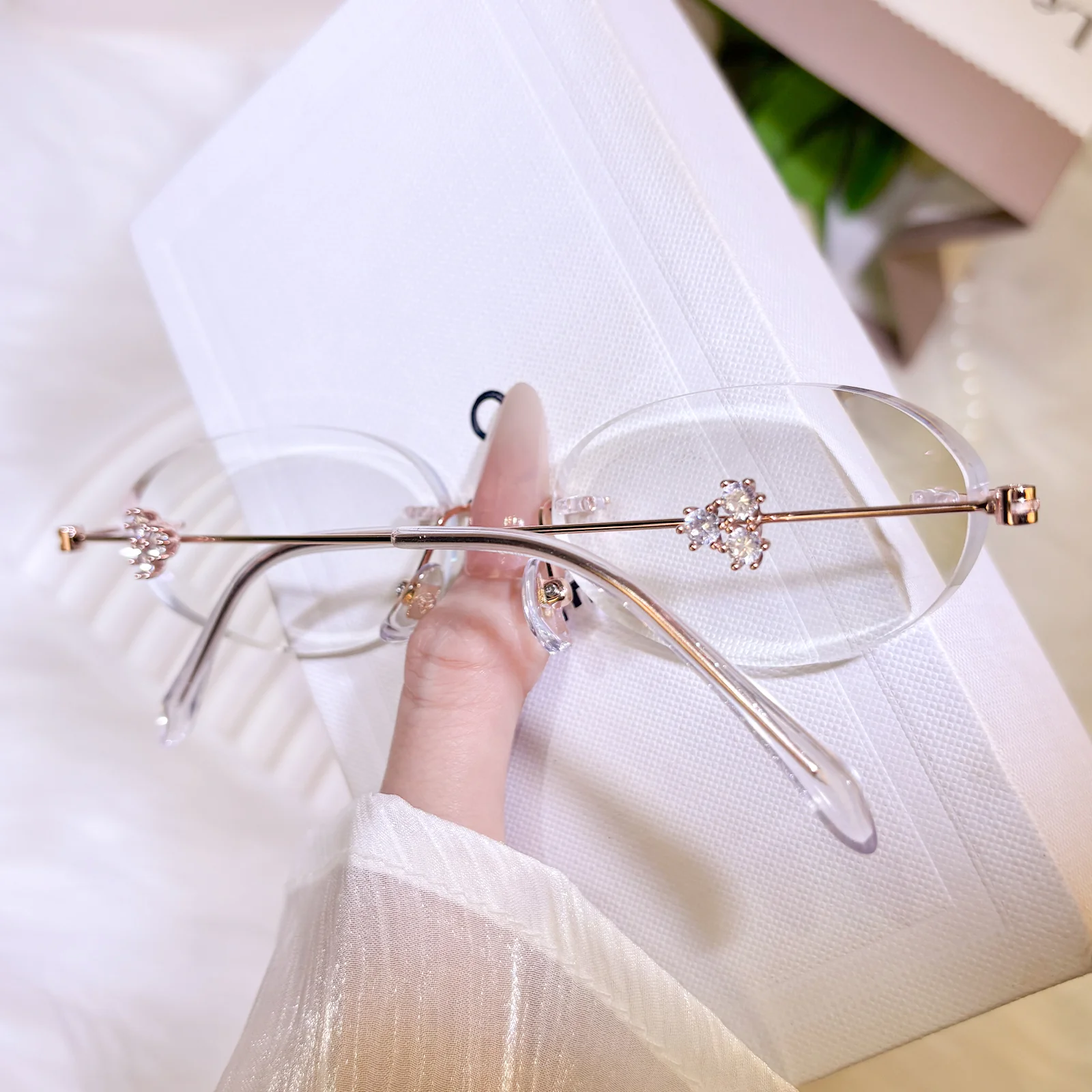 Zoey Eyeglasses - Image 15
